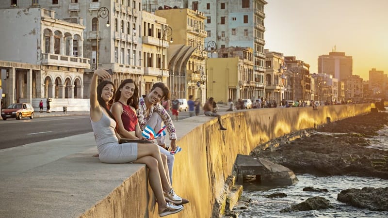 The 7 Best Free Things To Do In Havana — Travel With Lindela